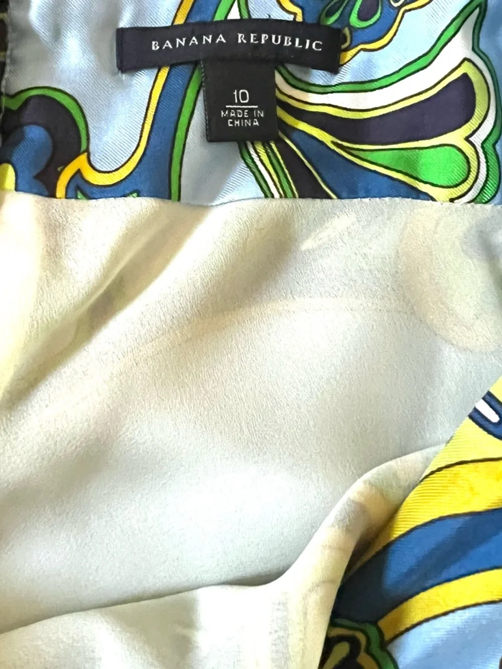 Banana Republic,Silk Halter Mini Dress  Paisley Resort Bridal Shower,EUC,Size 10 - Picture 3 of 8